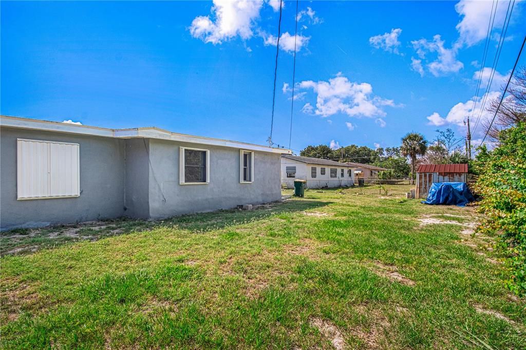 For Sale: $280,000 (3 beds, 2 baths, 1250 Square Feet)