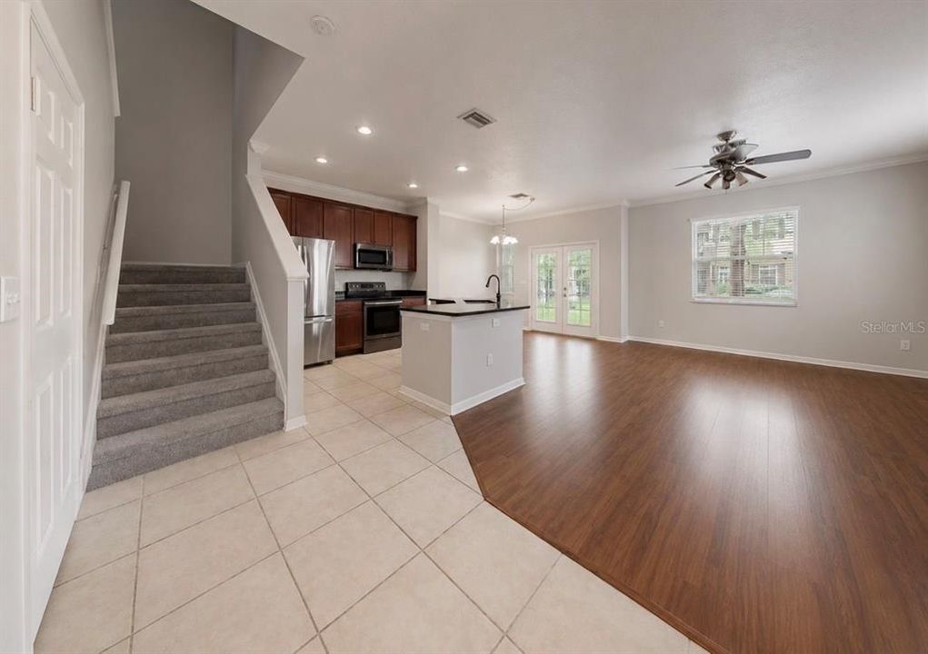 For Sale: $374,900 (3 beds, 2 baths, 1850 Square Feet)