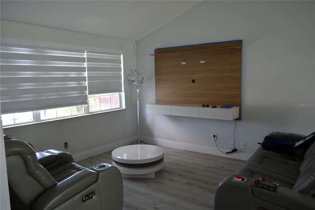 В аренду: $2,850 (3 спален, 2 ванн, 1330 Квадратных фут)
