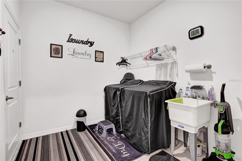 For Sale: $519,990 (4 beds, 3 baths, 2645 Square Feet)