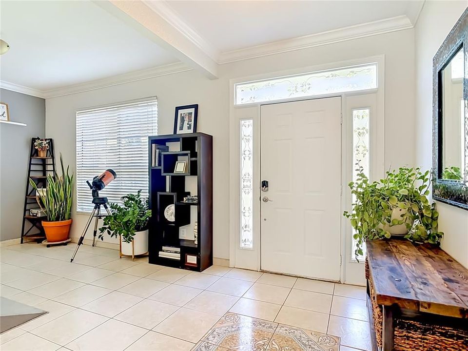 For Sale: $524,900 (5 beds, 2 baths, 2526 Square Feet)