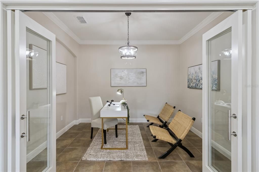 En Venta: $720,000 (4 camas, 3 baños, 3621 Pies cuadrados)
