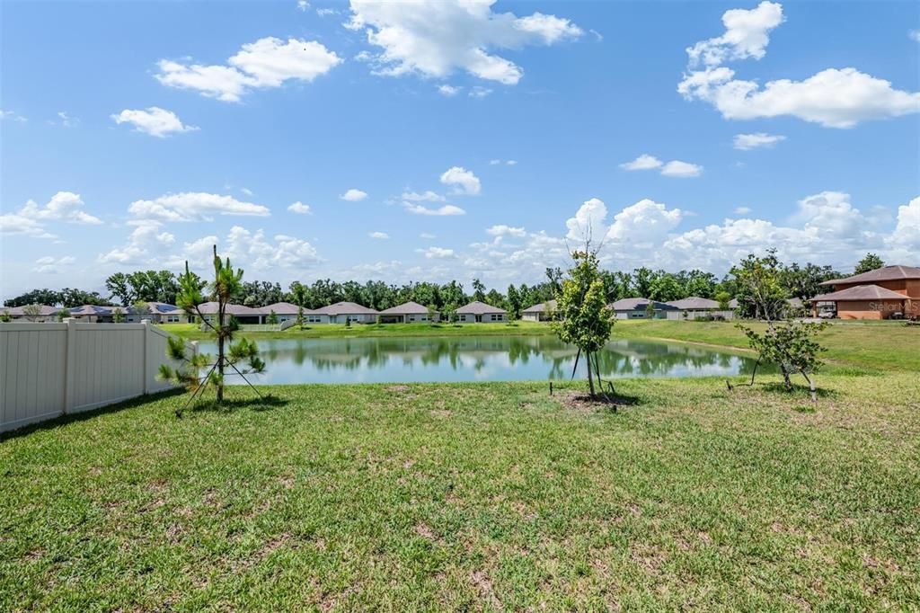 For Sale: $410,000 (5 beds, 2 baths, 2415 Square Feet)