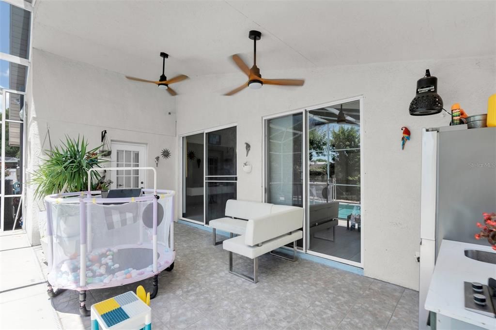 En Venta: $425,000 (3 camas, 2 baños, 1620 Pies cuadrados)