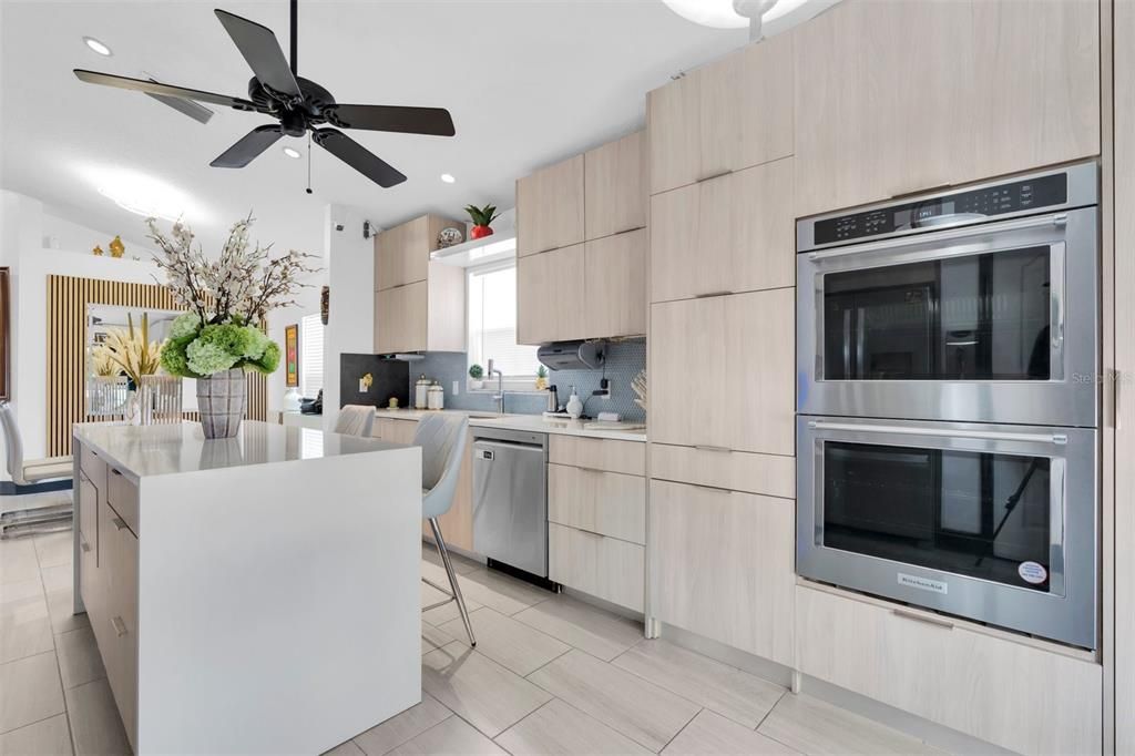 En Venta: $425,000 (3 camas, 2 baños, 1620 Pies cuadrados)