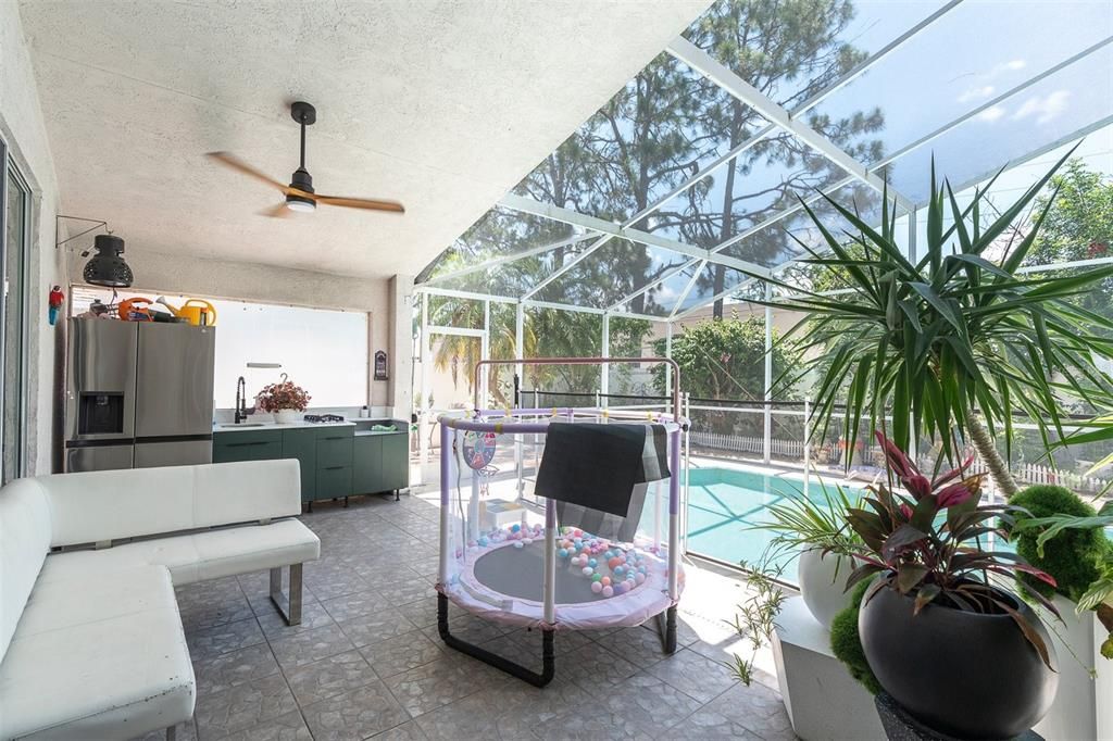 En Venta: $425,000 (3 camas, 2 baños, 1620 Pies cuadrados)