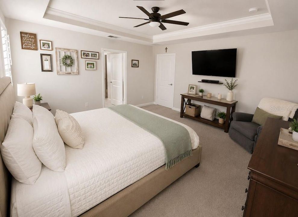 For Rent: $3,100 (3 beds, 2 baths, 2320 Square Feet)