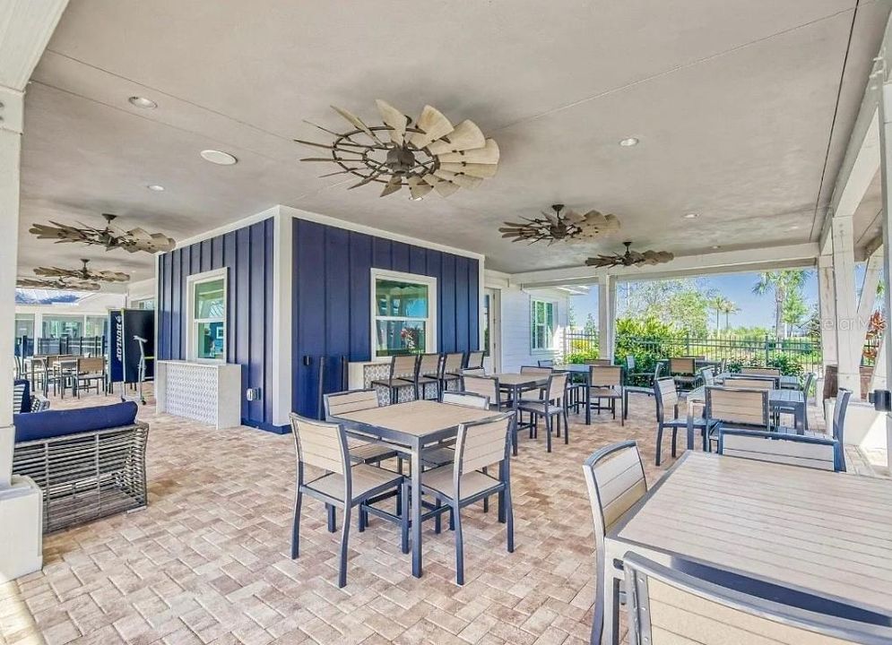For Rent: $3,100 (3 beds, 2 baths, 2320 Square Feet)