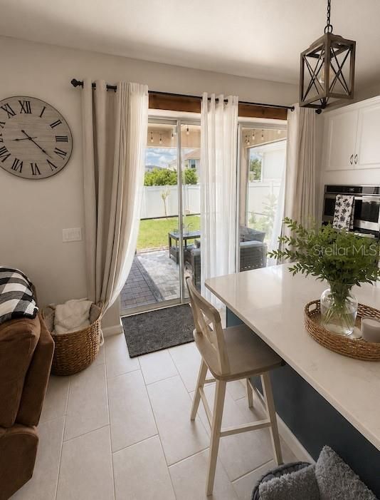 For Rent: $3,100 (3 beds, 2 baths, 2320 Square Feet)