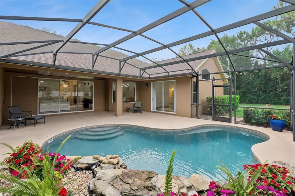 For Sale: $965,000 (4 beds, 3 baths, 2685 Square Feet)