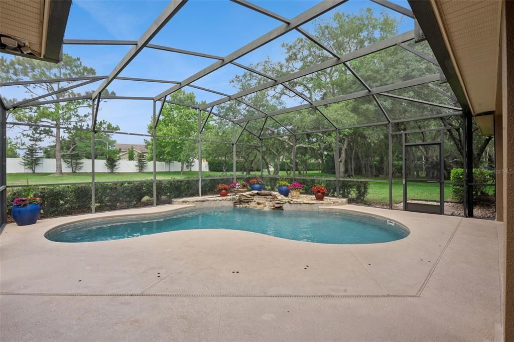 For Sale: $965,000 (4 beds, 3 baths, 2685 Square Feet)