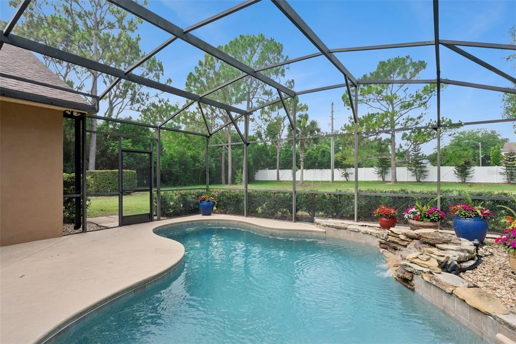 For Sale: $965,000 (4 beds, 3 baths, 2685 Square Feet)