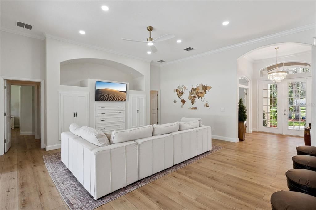 For Sale: $965,000 (4 beds, 3 baths, 2685 Square Feet)