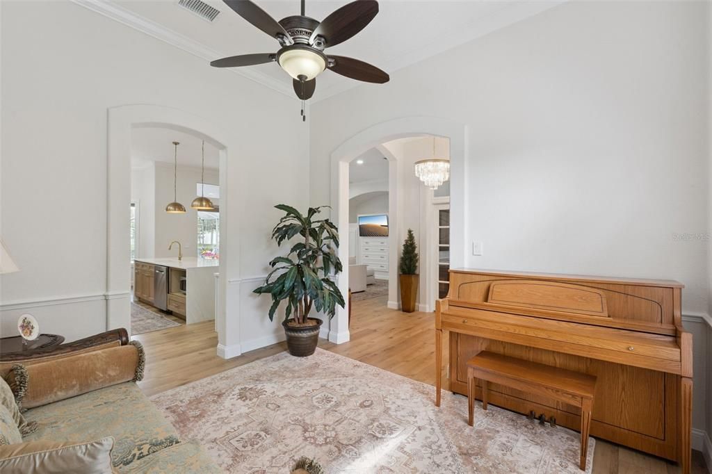 For Sale: $965,000 (4 beds, 3 baths, 2685 Square Feet)