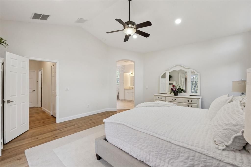 For Sale: $965,000 (4 beds, 3 baths, 2685 Square Feet)