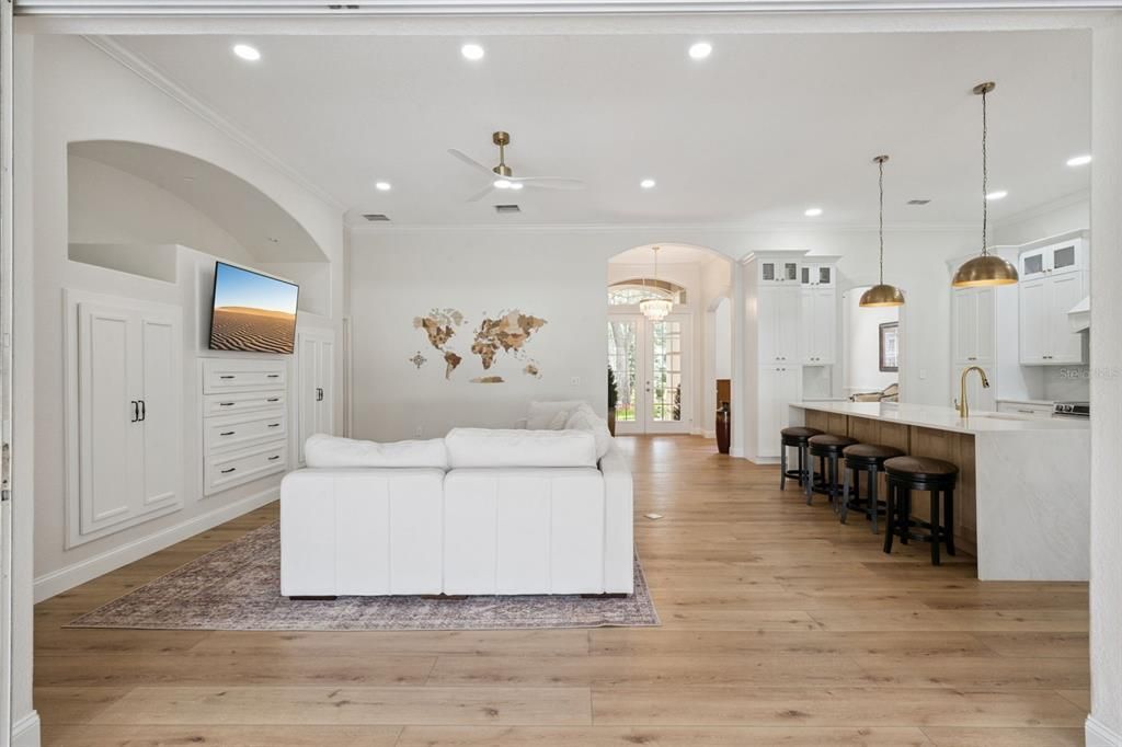 For Sale: $965,000 (4 beds, 3 baths, 2685 Square Feet)