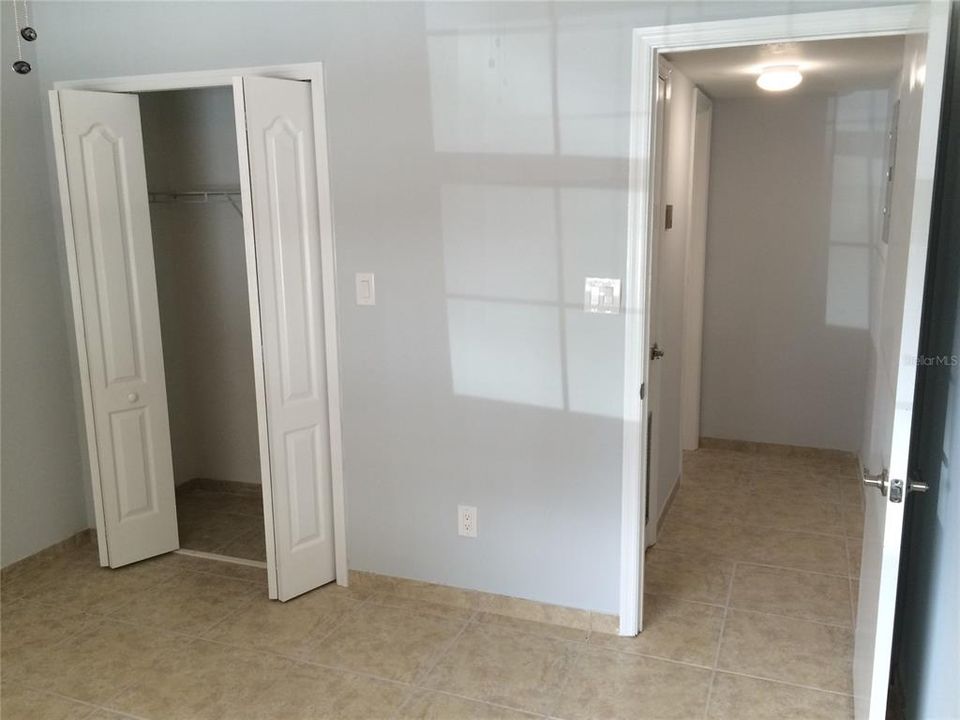 Activo con contrato: $185,000 (2 camas, 2 baños, 905 Pies cuadrados)