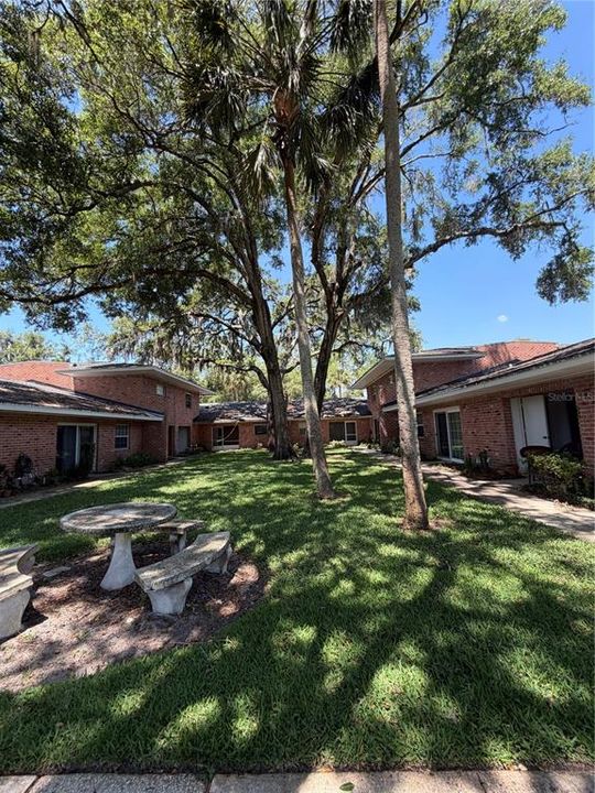 Activo con contrato: $185,000 (2 camas, 2 baños, 905 Pies cuadrados)
