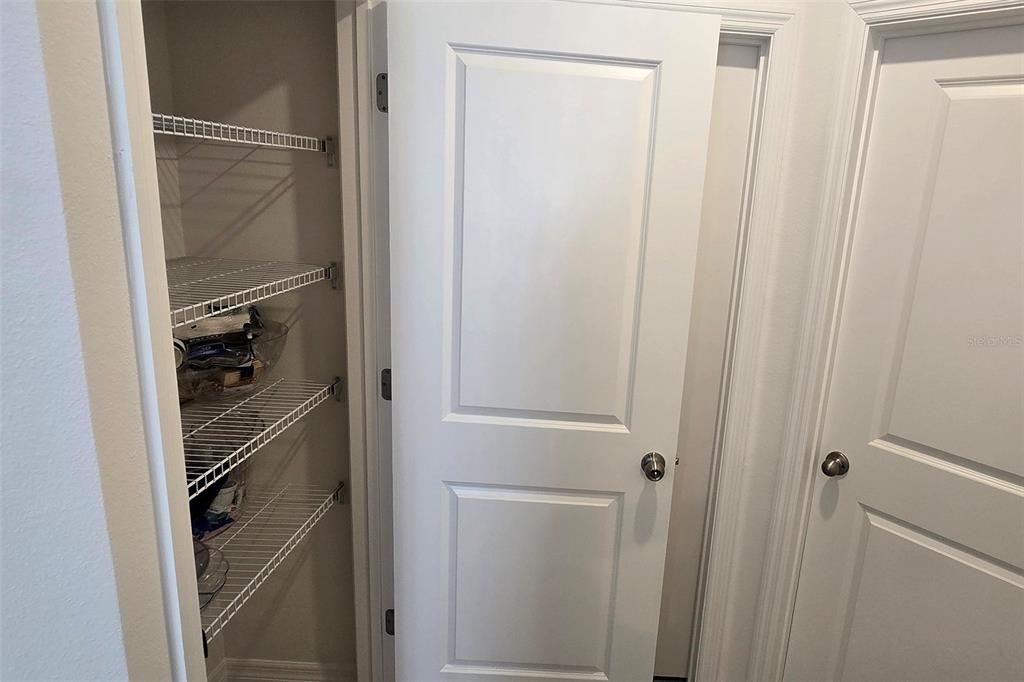 En Venta: $327,900 (3 camas, 2 baños, 1677 Pies cuadrados)