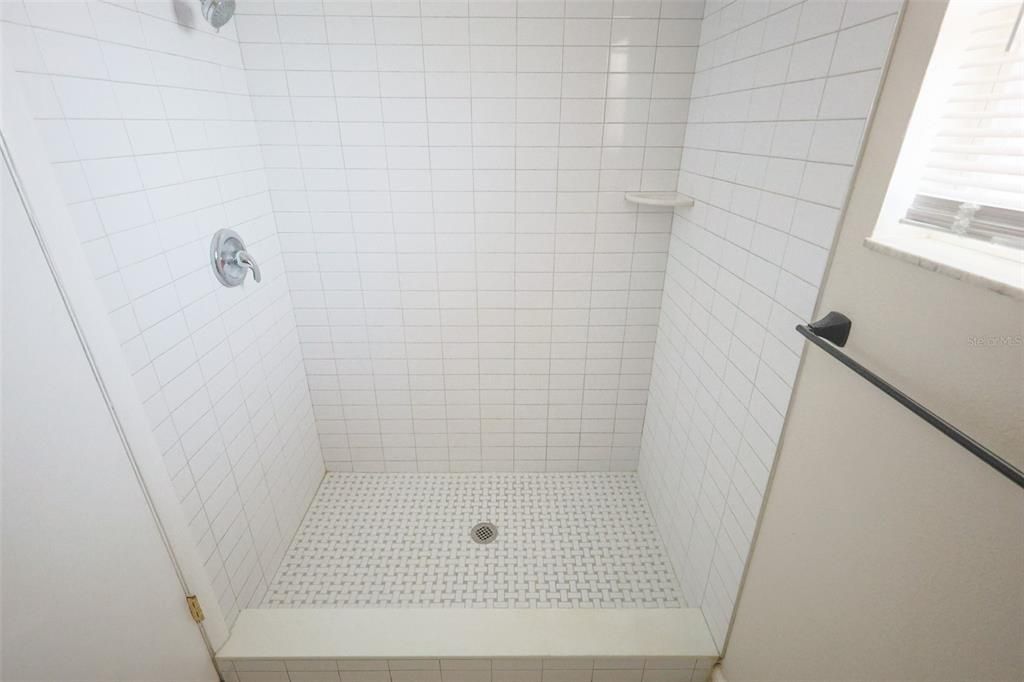 В аренду: $2,700 (4 спален, 2 ванн, 1478 Квадратных фут)