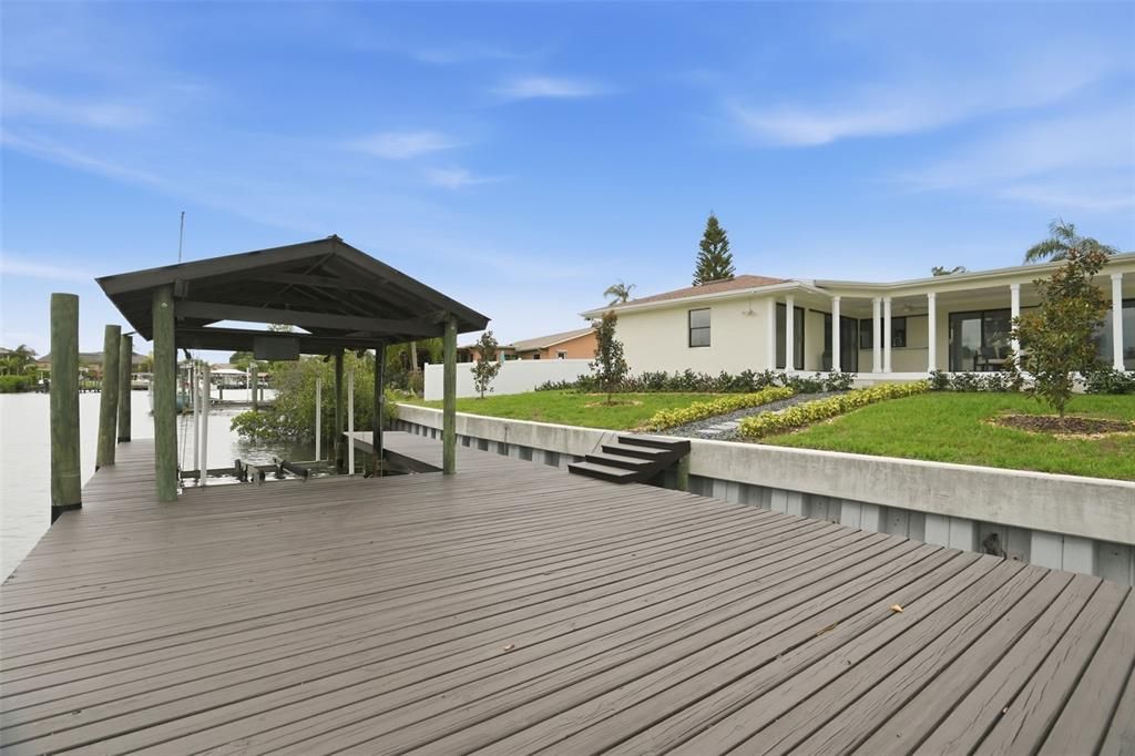 For Sale: $739,000 (3 beds, 2 baths, 1831 Square Feet)