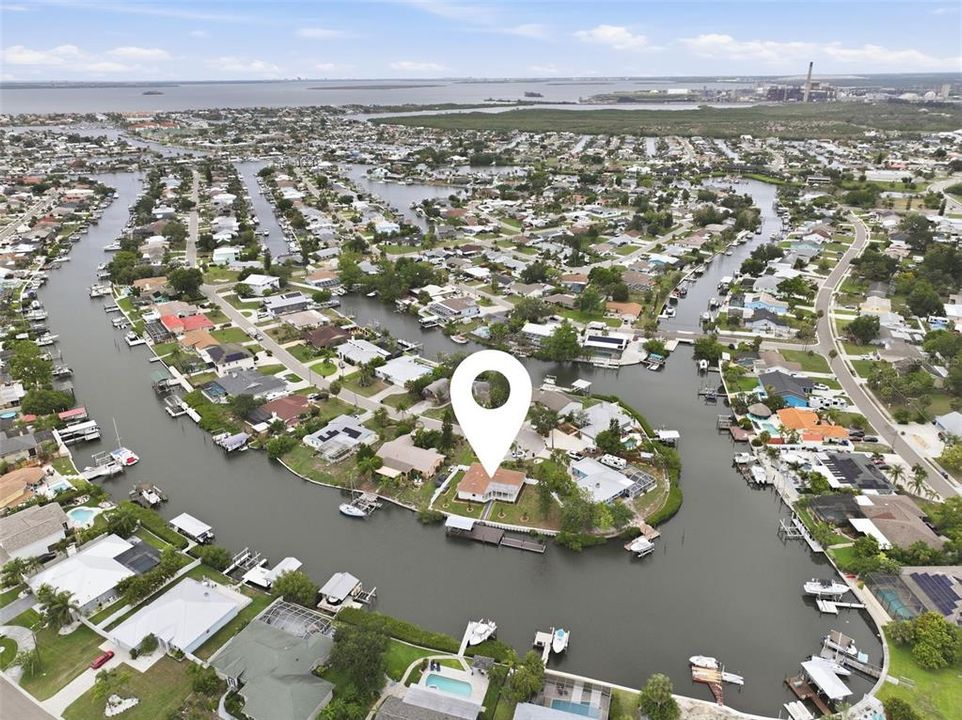 For Sale: $739,000 (3 beds, 2 baths, 1831 Square Feet)