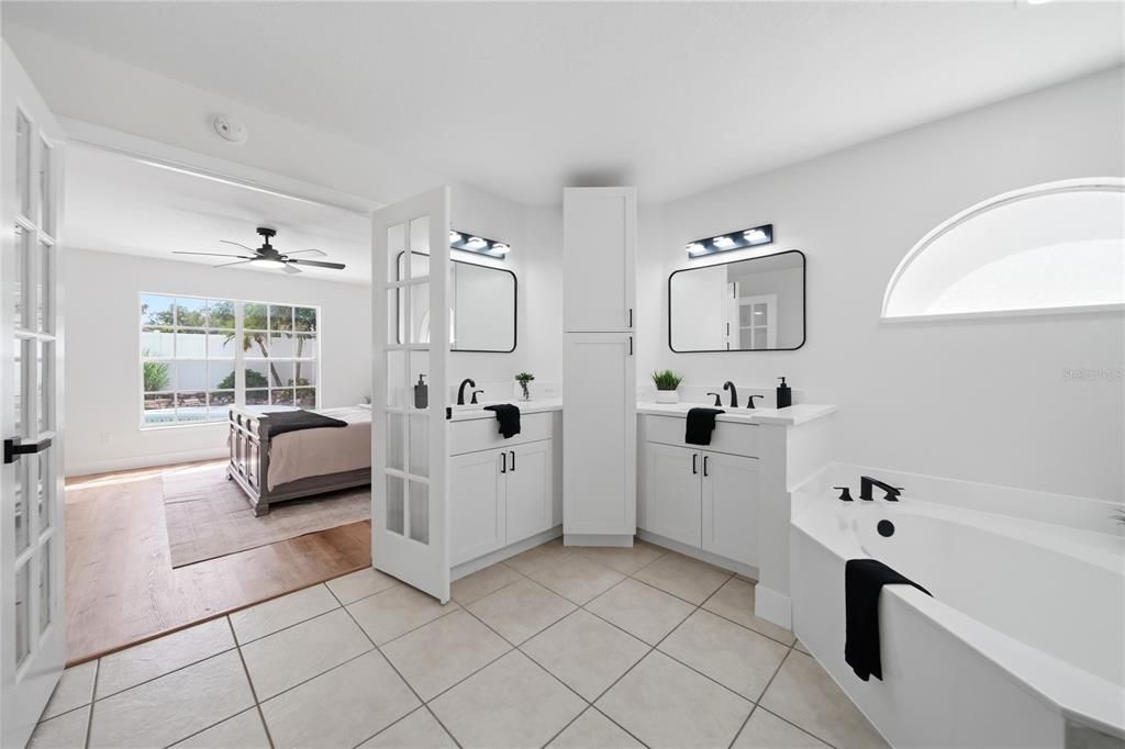 Active With Contract: $479,900 (3 beds, 2 baths, 1772 Square Feet)