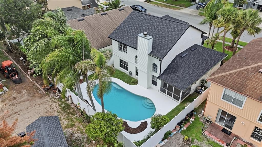Active With Contract: $479,900 (3 beds, 2 baths, 1772 Square Feet)