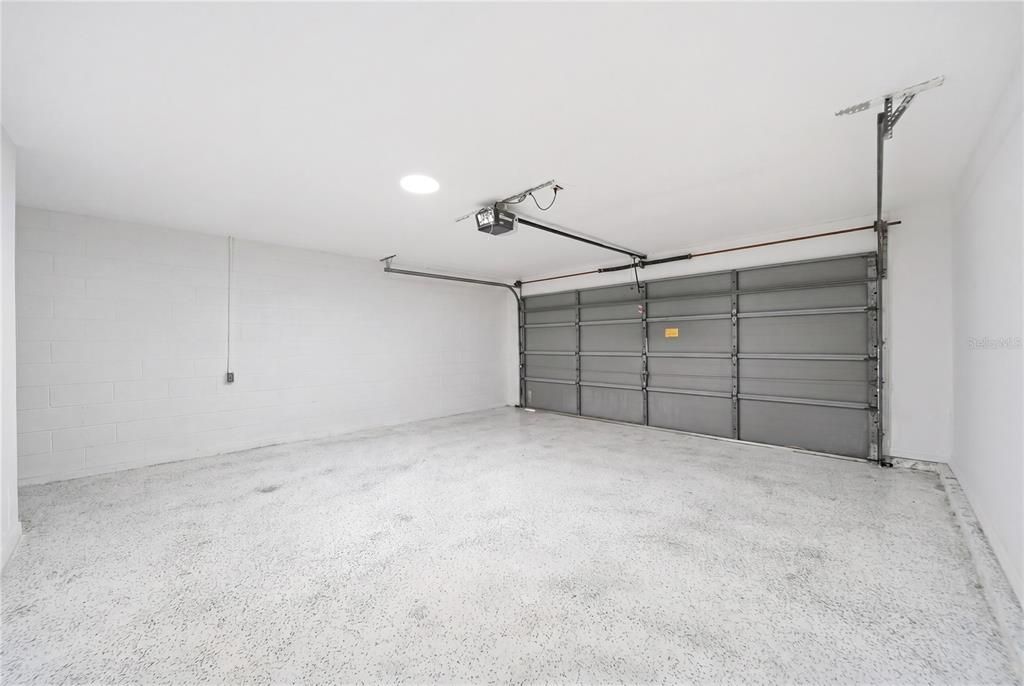 Active With Contract: $479,900 (3 beds, 2 baths, 1772 Square Feet)