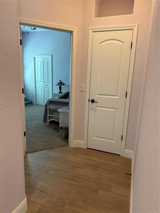 En Venta: $655,000 (3 camas, 2 baños, 2761 Pies cuadrados)
