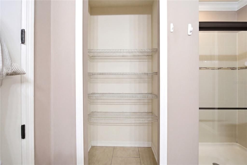 На продажу: $419,000 (4 спален, 3 ванн, 2004 Квадратных фут)