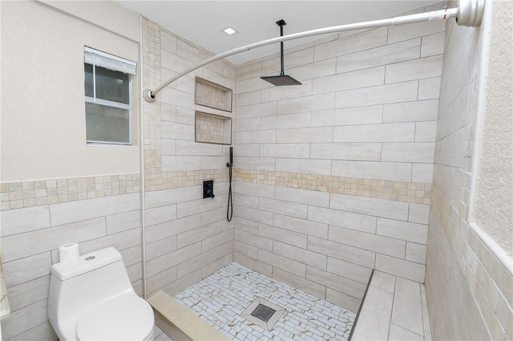 For Sale: $450,000 (4 beds, 2 baths, 2255 Square Feet)