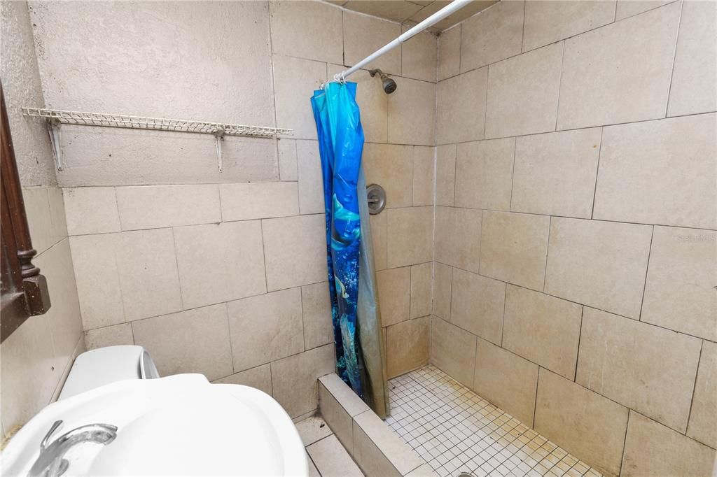 For Sale: $450,000 (4 beds, 2 baths, 2255 Square Feet)