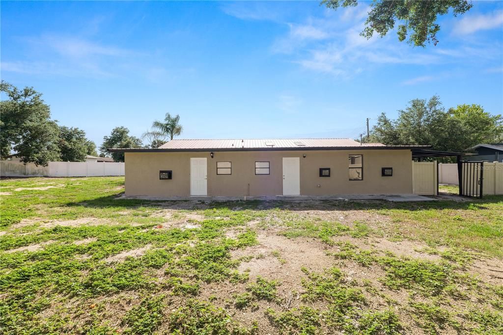 For Sale: $450,000 (4 beds, 2 baths, 2255 Square Feet)