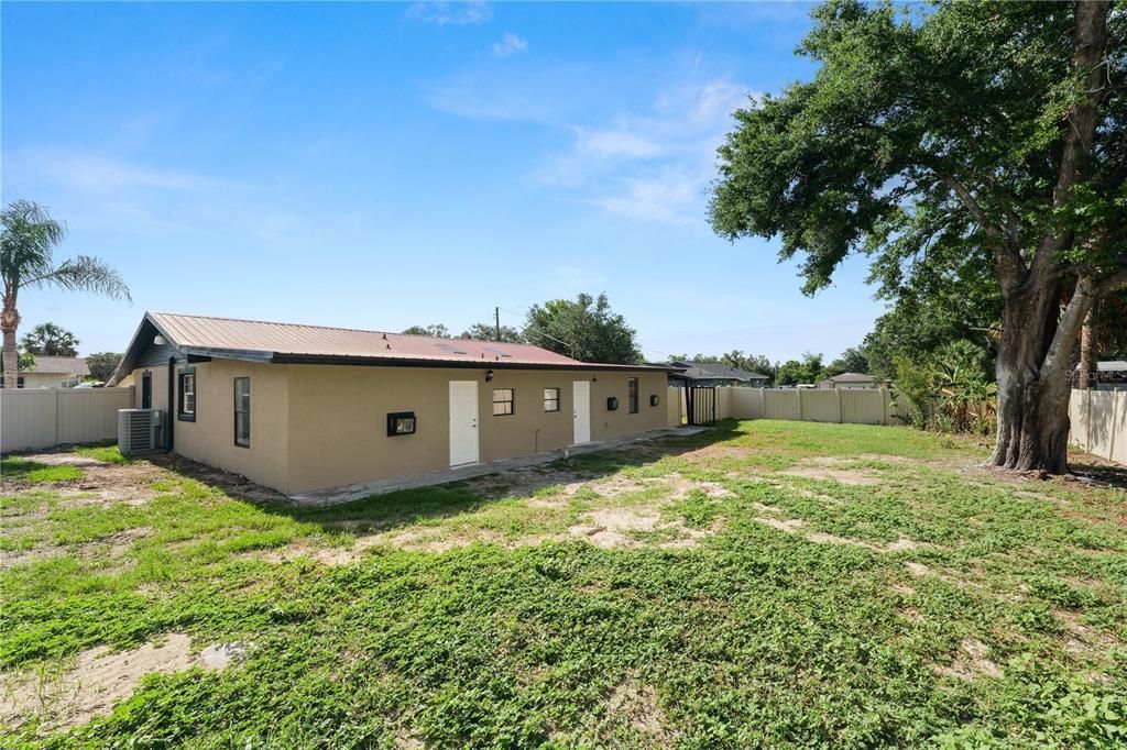 For Sale: $450,000 (4 beds, 2 baths, 2255 Square Feet)