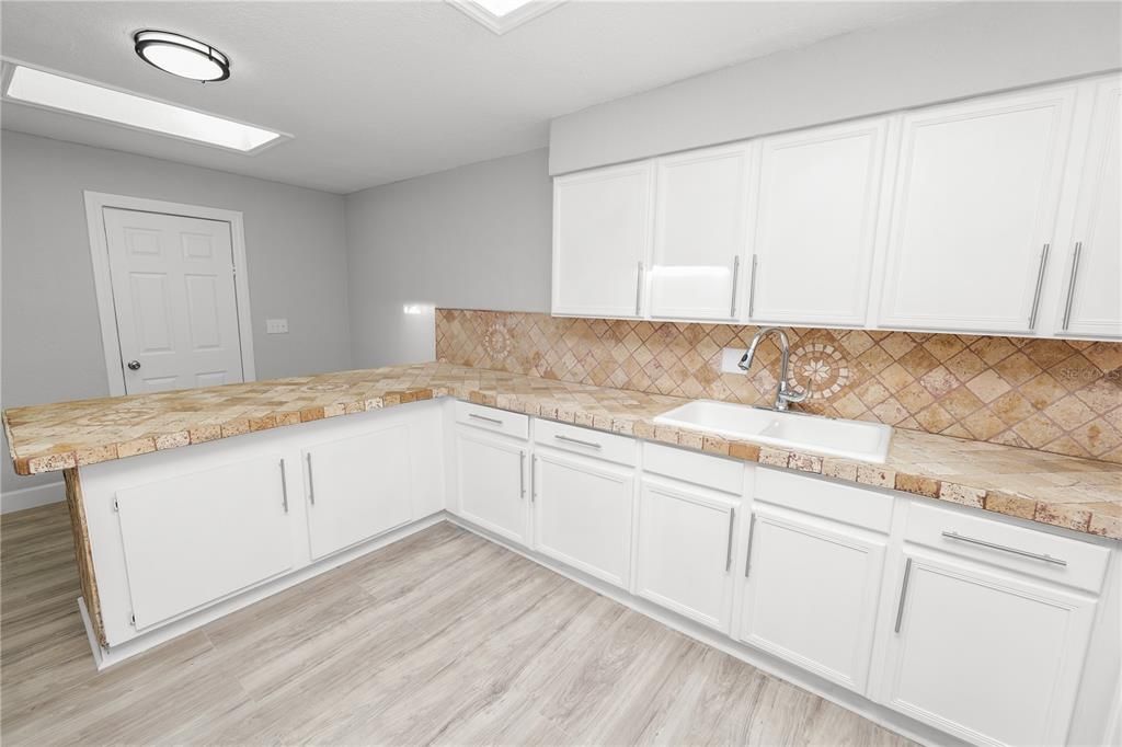 For Sale: $450,000 (4 beds, 2 baths, 2255 Square Feet)