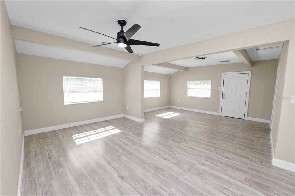 For Sale: $450,000 (4 beds, 2 baths, 2255 Square Feet)