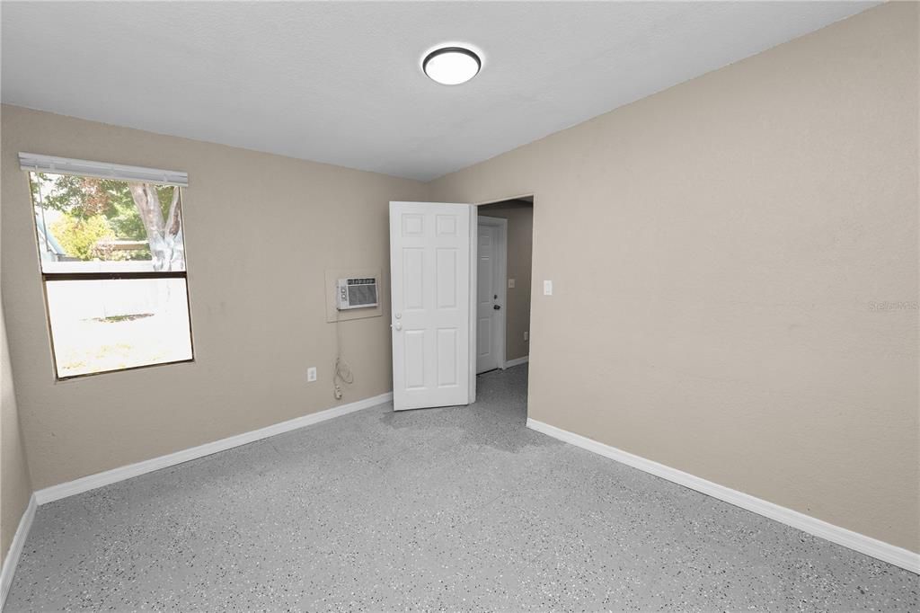 For Sale: $450,000 (4 beds, 2 baths, 2255 Square Feet)