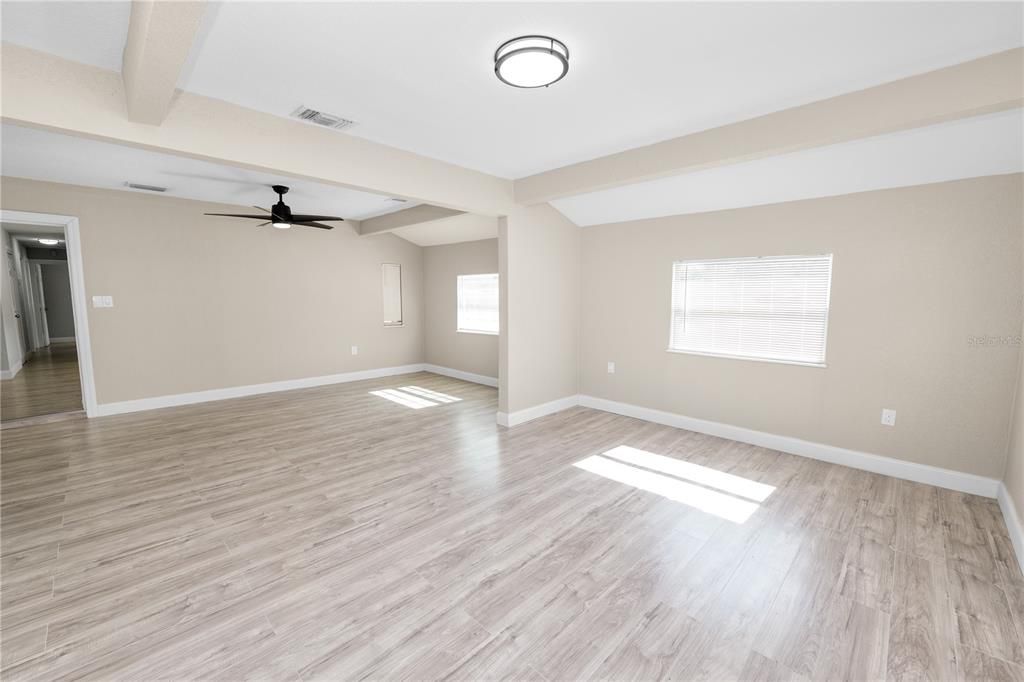 For Sale: $450,000 (4 beds, 2 baths, 2255 Square Feet)