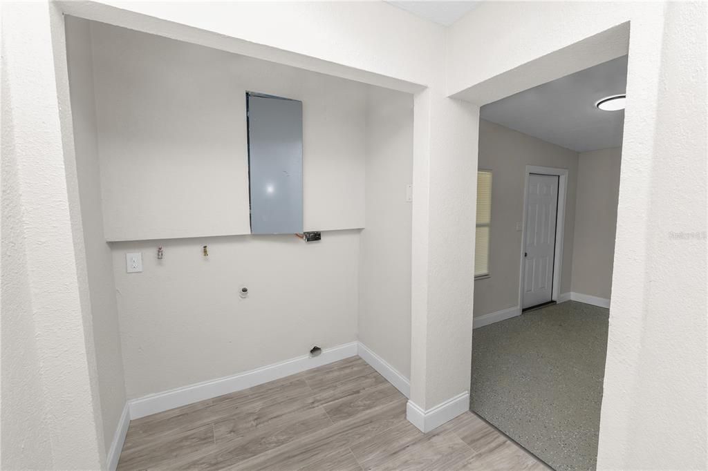 For Sale: $450,000 (4 beds, 2 baths, 2255 Square Feet)