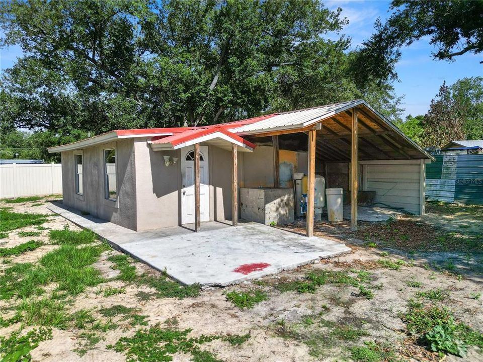For Sale: $450,000 (4 beds, 2 baths, 2255 Square Feet)