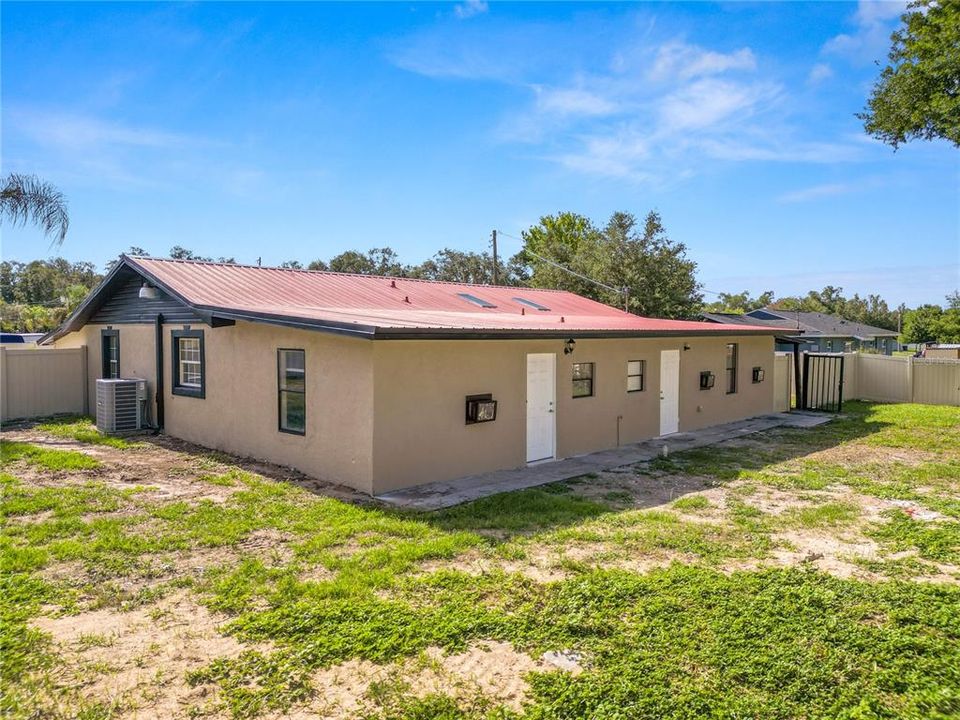 For Sale: $450,000 (4 beds, 2 baths, 2255 Square Feet)