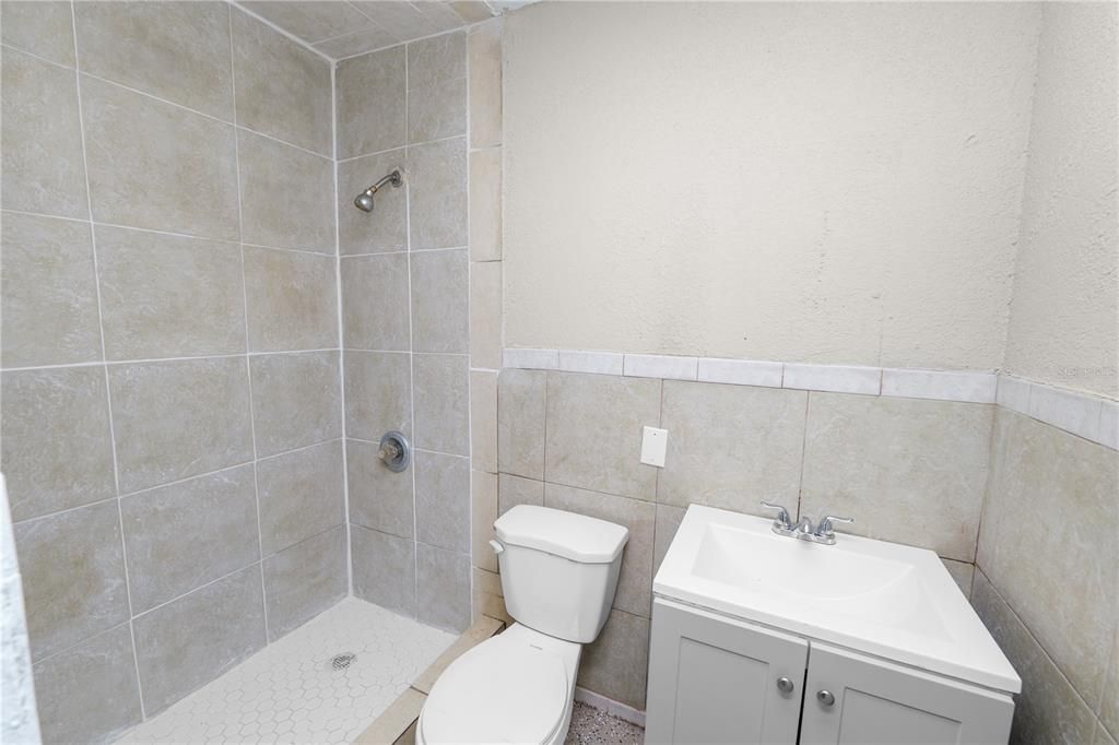 For Sale: $450,000 (4 beds, 2 baths, 2255 Square Feet)
