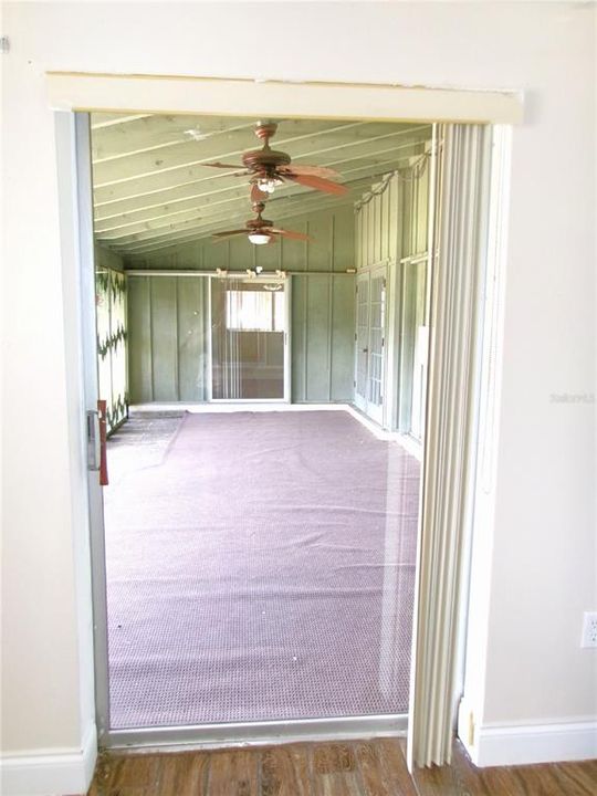 For Sale: $222,500 (3 beds, 2 baths, 1378 Square Feet)