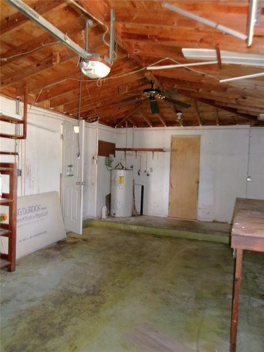 For Sale: $222,500 (3 beds, 2 baths, 1378 Square Feet)