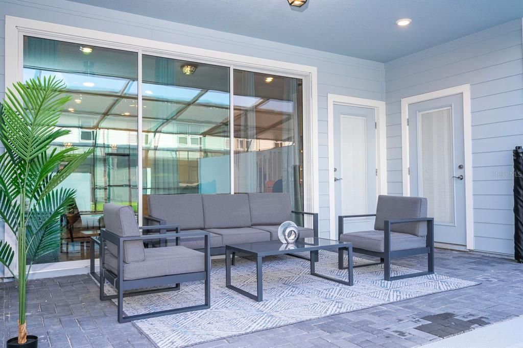 En Venta: $489,000 (5 camas, 4 baños, 2293 Pies cuadrados)