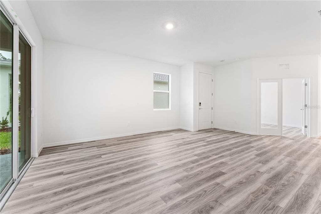 В аренду: $2,400 (3 спален, 2 ванн, 1463 Квадратных фут)