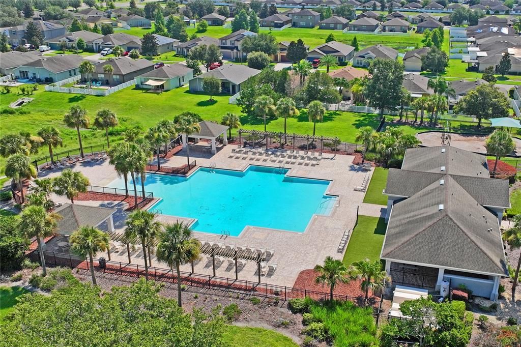 For Sale: $334,900 (4 beds, 2 baths, 1978 Square Feet)