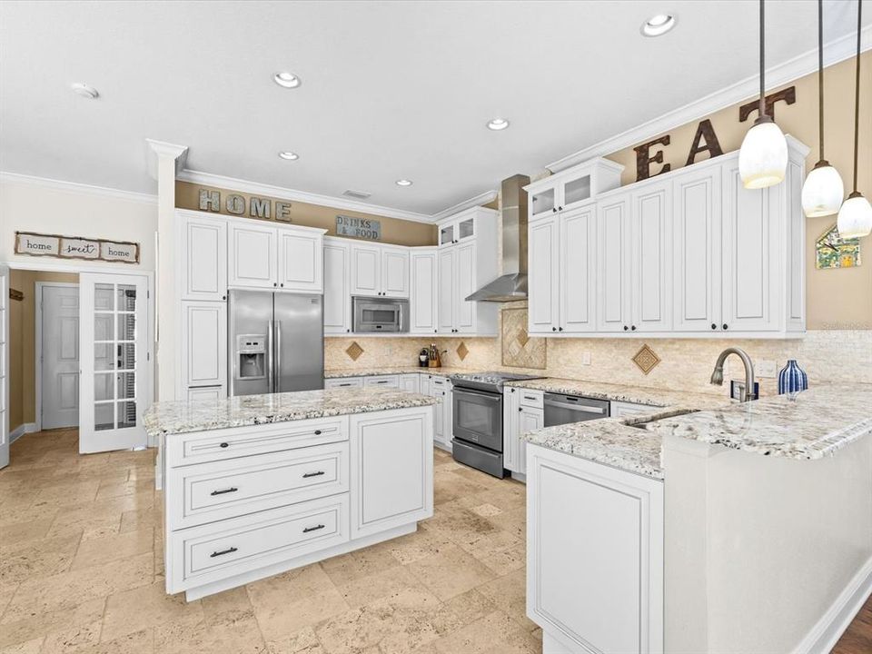 For Sale: $819,950 (4 beds, 3 baths, 2146 Square Feet)