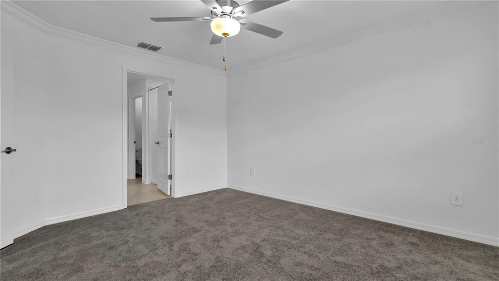 В аренду: $2,250 (3 спален, 2 ванн, 1601 Квадратных фут)
